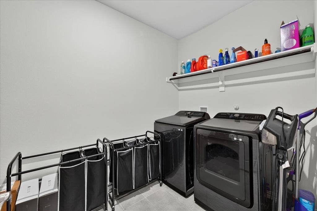 365 Mohan Drive, Royse City, TX 75189 365 Mohan Drive, Royse City, TX 75189