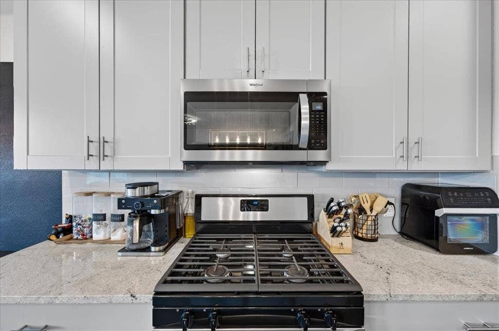 365 Mohan Drive, Royse City, TX 75189 365 Mohan Drive, Royse City, TX 75189