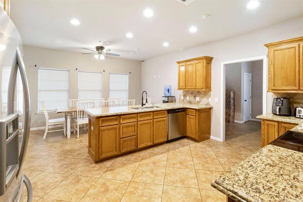 7899 US Highway 190 W, Livingston, TX 77351