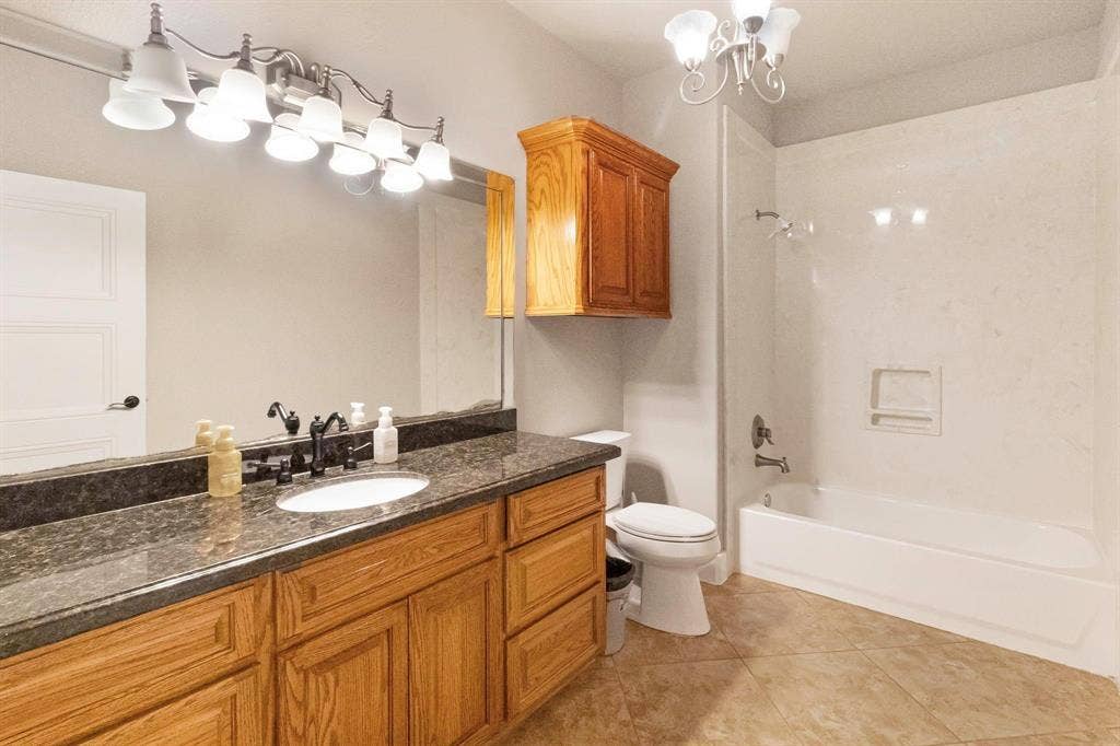 7899 US Highway 190 W, Livingston, TX 77351
