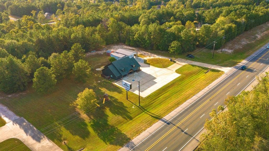 7899 US Highway 190 W, Livingston, TX 77351