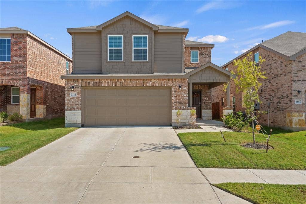 2111 Sugar Maple Lane, Forney, TX 75126 2111 Sugar Maple Lane, Forney, TX 75126