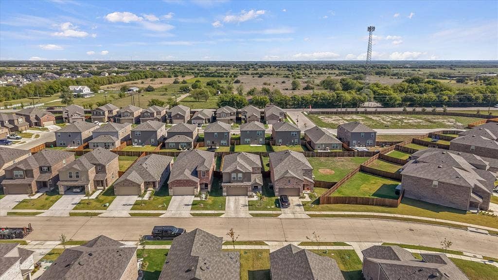 2111 Sugar Maple Lane, Forney, TX 75126 2111 Sugar Maple Lane, Forney, TX 75126