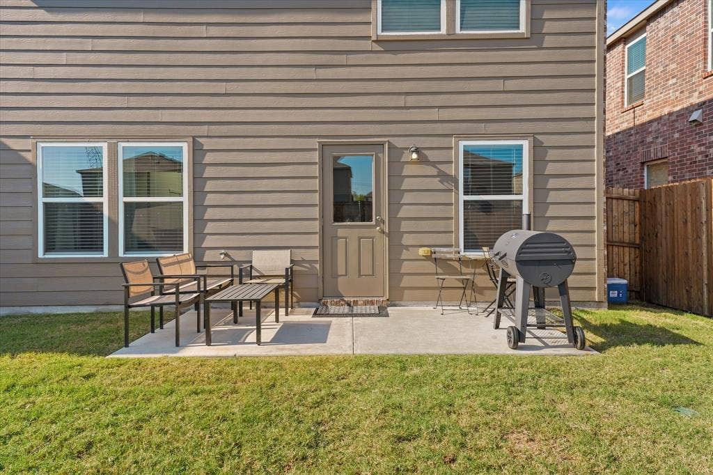 2111 Sugar Maple Lane, Forney, TX 75126 2111 Sugar Maple Lane, Forney, TX 75126