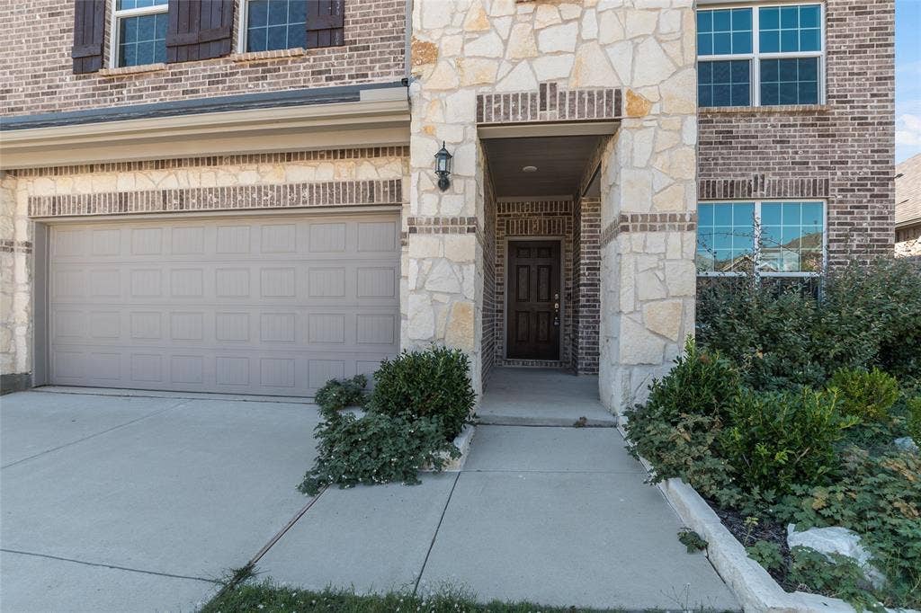 215 Hadley Lane, Fate, TX 75087 215 Hadley Lane, Fate, TX 75087