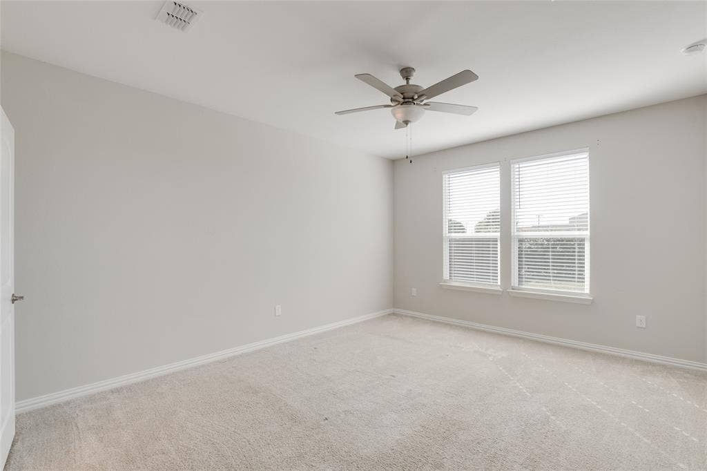 215 Hadley Lane, Fate, TX 75087 215 Hadley Lane, Fate, TX 75087