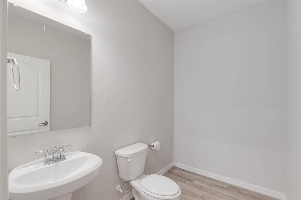 215 Hadley Lane, Fate, TX 75087 215 Hadley Lane, Fate, TX 75087
