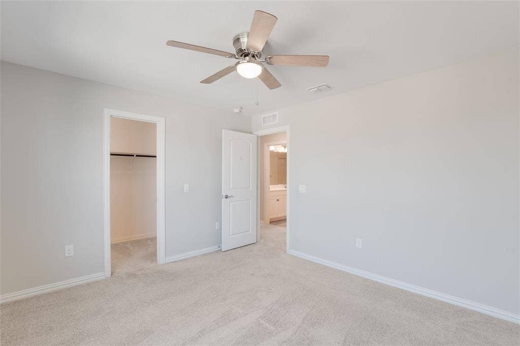 215 Hadley Lane, Fate, TX 75087 215 Hadley Lane, Fate, TX 75087