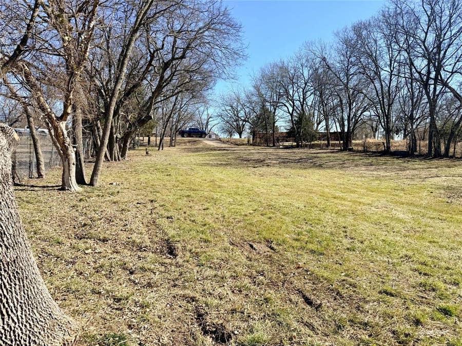 Property photo for 504 S Bus Highway 78, Blue Ridge, TX
