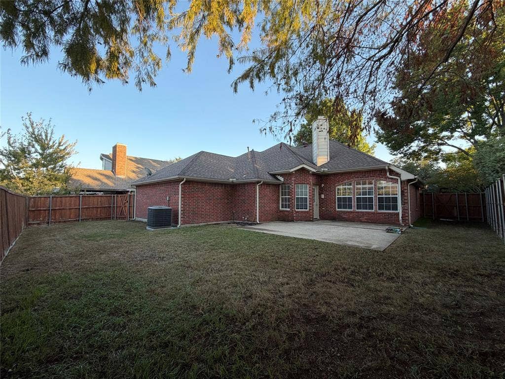 337 Sycamore Drive, Murphy, TX 75094 337 Sycamore Drive, Murphy, TX 75094
