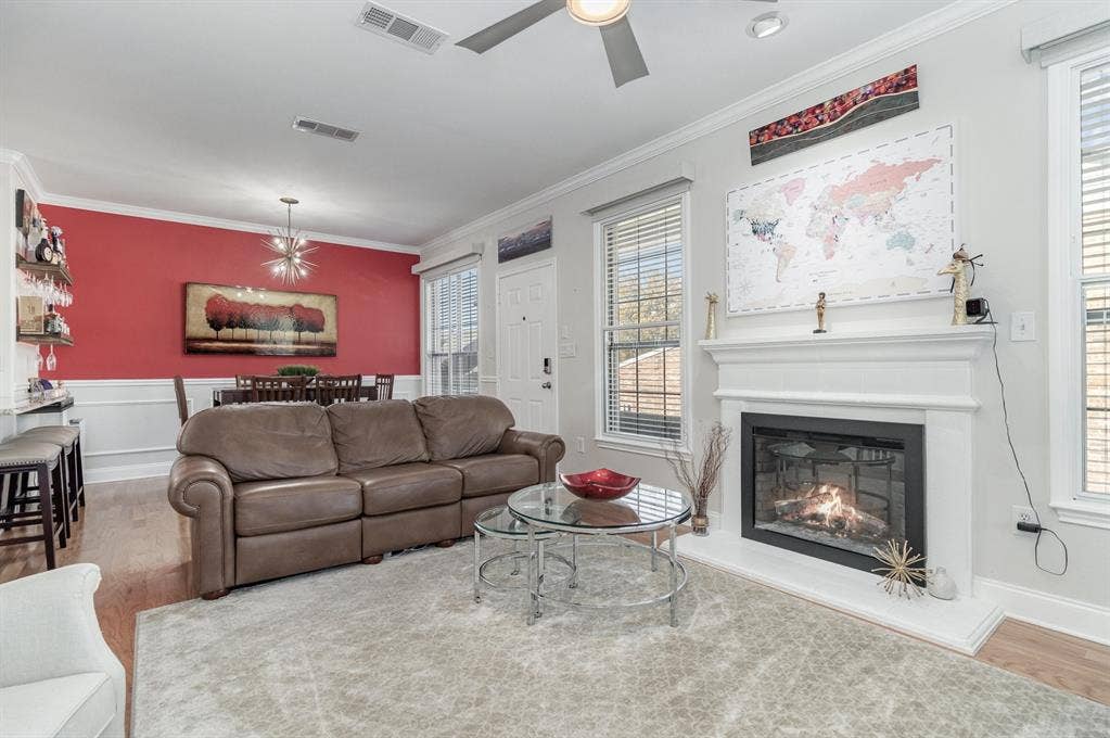2800 Keller Springs Road, #8C, Carrollton, TX 75006 Fireplace is electronic with ability to adjust flames.