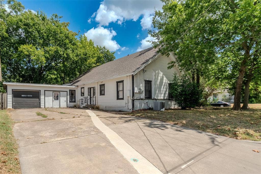 1410 Sycamore, #1, Commerce, TX 75428 1410 Sycamore, #1, Commerce, TX 75428