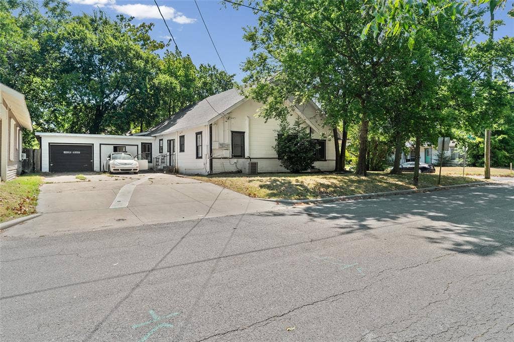 1410 Sycamore, #1, Commerce, TX 75428 1410 Sycamore, #1, Commerce, TX 75428
