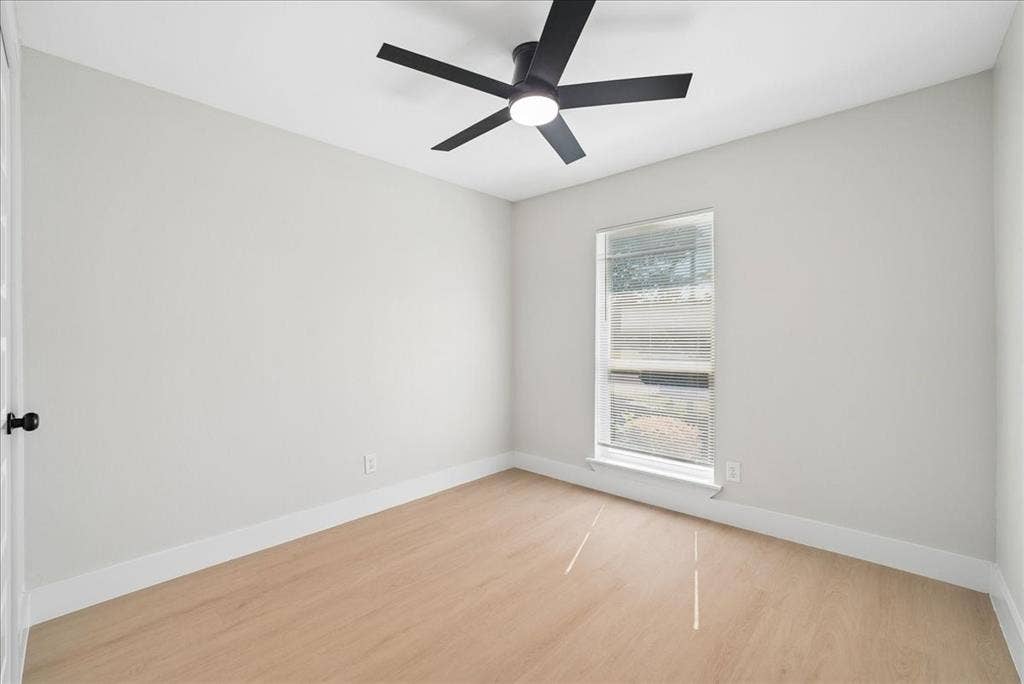 11615 Featherbrook Drive, Dallas, TX 75228 11615 Featherbrook Drive, Dallas, TX 75228