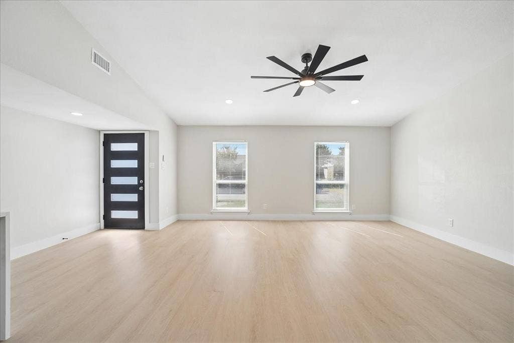 11615 Featherbrook Drive, Dallas, TX 75228 11615 Featherbrook Drive, Dallas, TX 75228