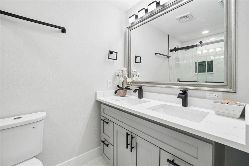 11615 Featherbrook Drive, Dallas, TX 75228 11615 Featherbrook Drive, Dallas, TX 75228