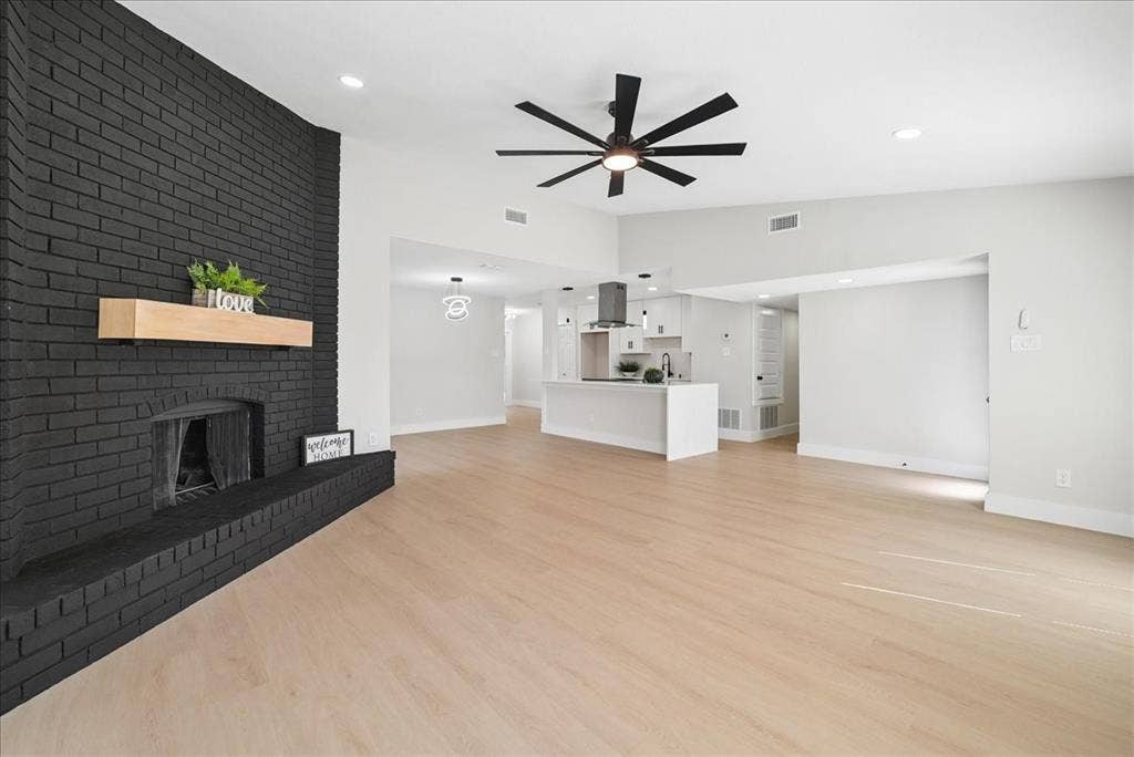 11615 Featherbrook Drive, Dallas, TX 75228 11615 Featherbrook Drive, Dallas, TX 75228
