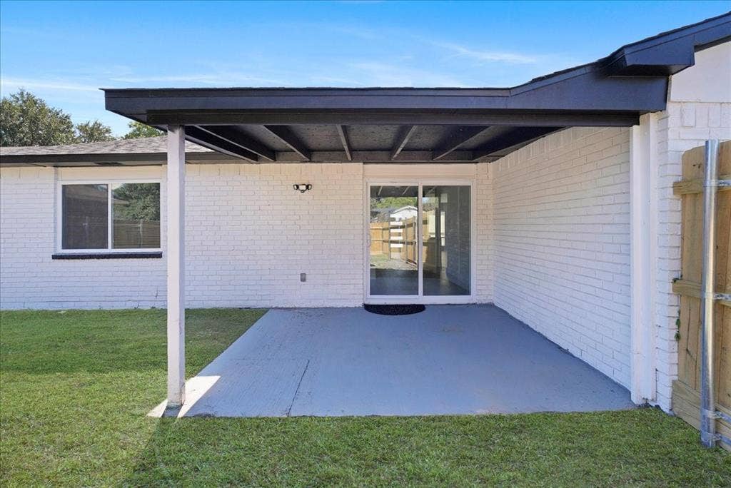 11615 Featherbrook Drive, Dallas, TX 75228 11615 Featherbrook Drive, Dallas, TX 75228