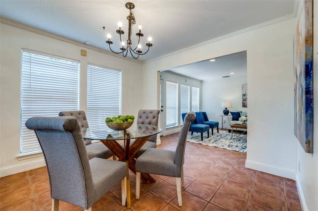 9229 Highedge Circle, Dallas, TX 75238 9229 Highedge Circle, Dallas, TX 75238