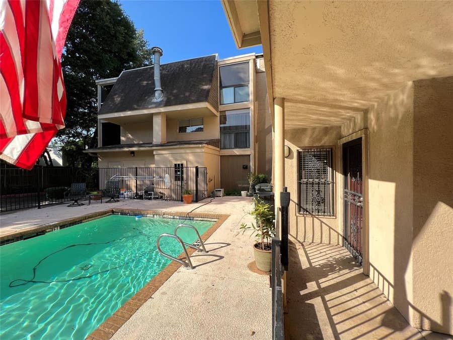 Property photo for 4044 Buena Vista Street, #103, Dallas, TX