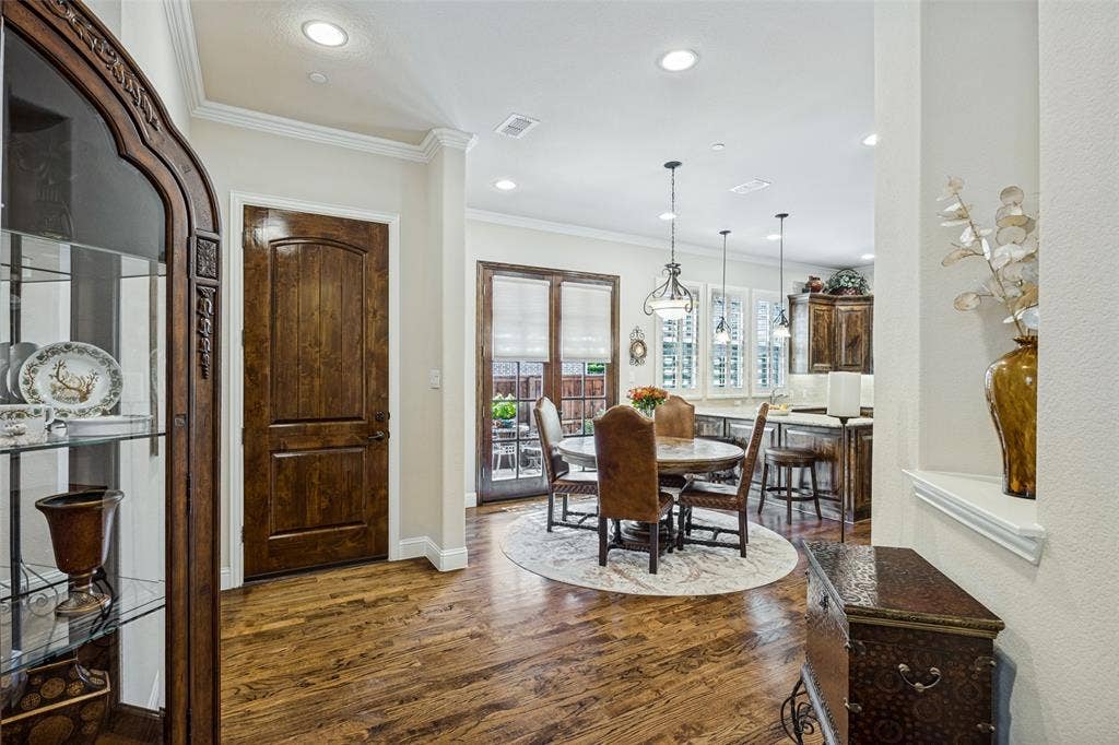 2516 Bill Moses Parkway, Farmers Branch, TX 75234 2516 Bill Moses Parkway, Farmers Branch, TX 75234