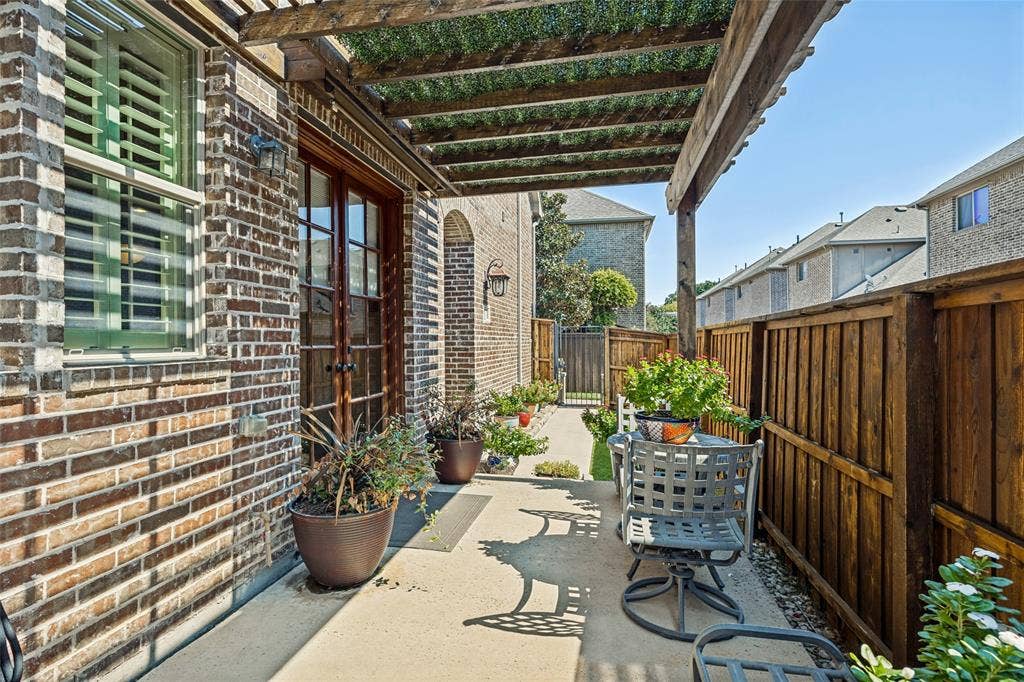 2516 Bill Moses Parkway, Farmers Branch, TX 75234 2516 Bill Moses Parkway, Farmers Branch, TX 75234