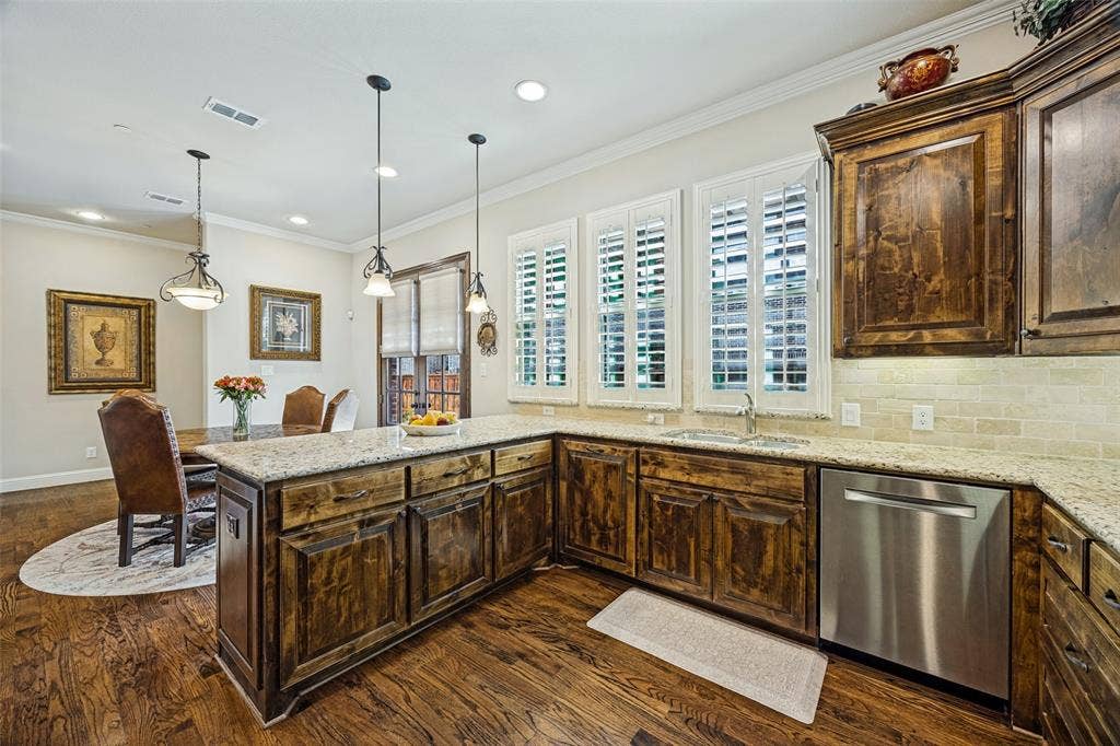 2516 Bill Moses Parkway, Farmers Branch, TX 75234 2516 Bill Moses Parkway, Farmers Branch, TX 75234