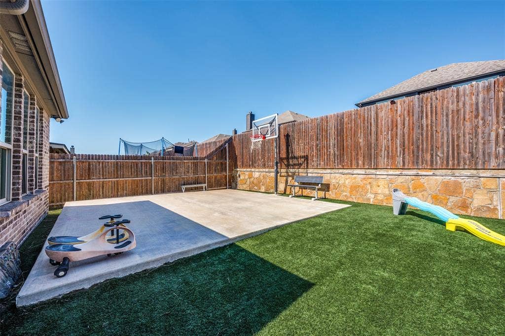 2740 Chimney Rock Road, Burleson, TX 76028