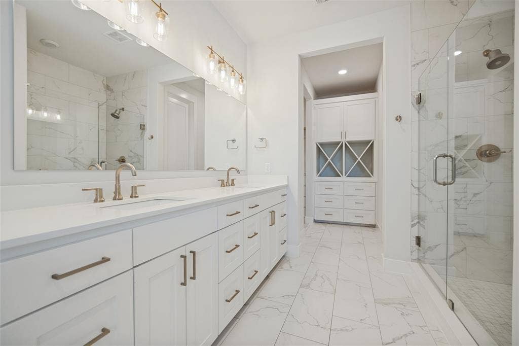 3903 Bowie Lane, Dallas, TX 75220 3903 Bowie Lane, Dallas, TX 75220