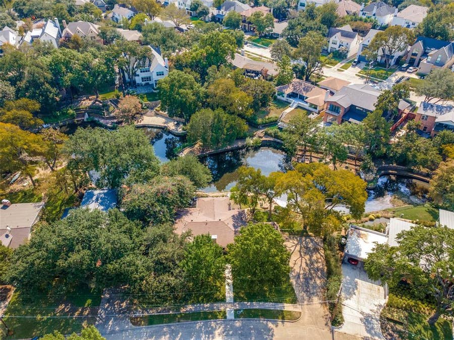 Property photo for 6640 Yosemite Lane, Dallas, TX