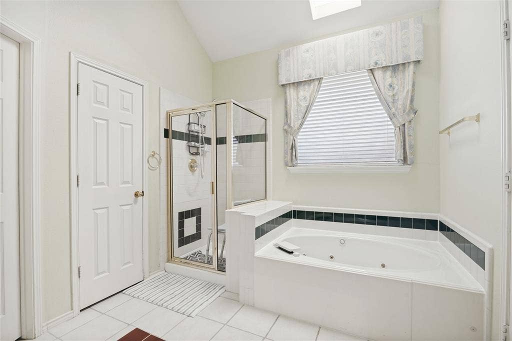 4714 Parkhaven Drive, Garland, TX 75043 4714 Parkhaven Drive, Garland, TX 75043
