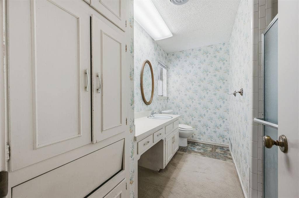 4041 Alava Drive, Fort Worth, TX 76133 4041 Alava Drive, Fort Worth, TX 76133