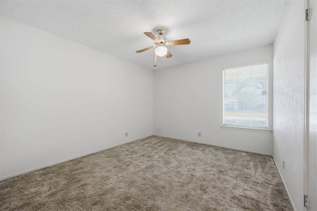 4041 Alava Drive, Fort Worth, TX 76133 4041 Alava Drive, Fort Worth, TX 76133