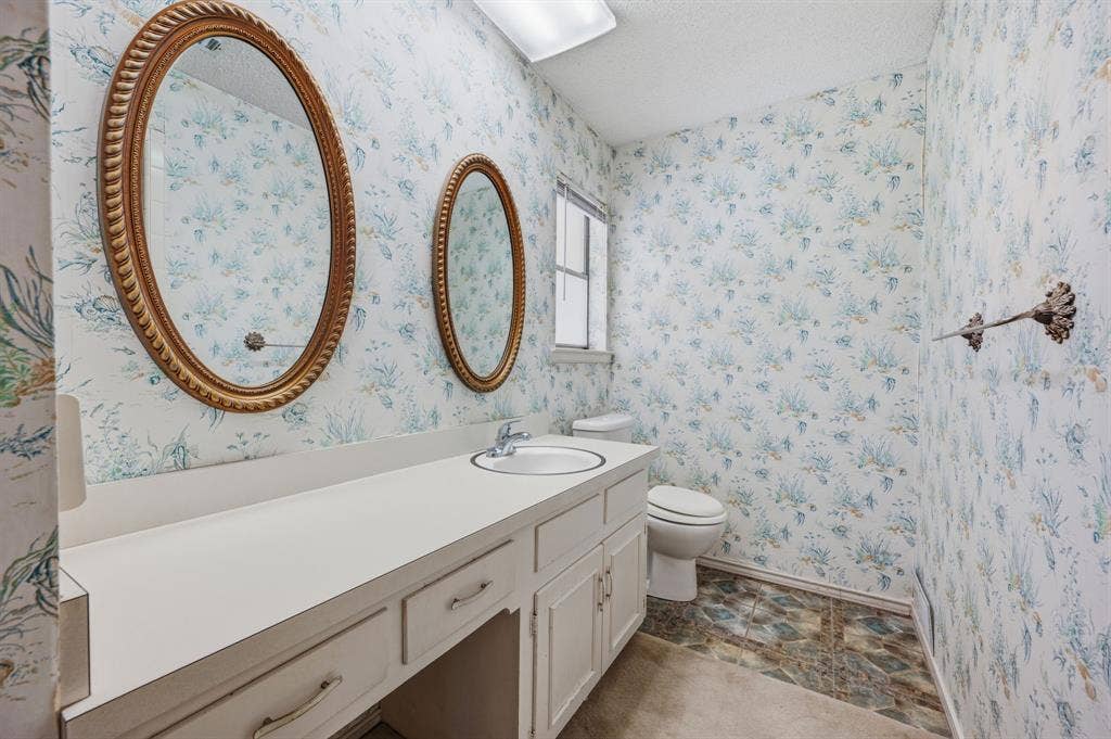 4041 Alava Drive, Fort Worth, TX 76133 4041 Alava Drive, Fort Worth, TX 76133