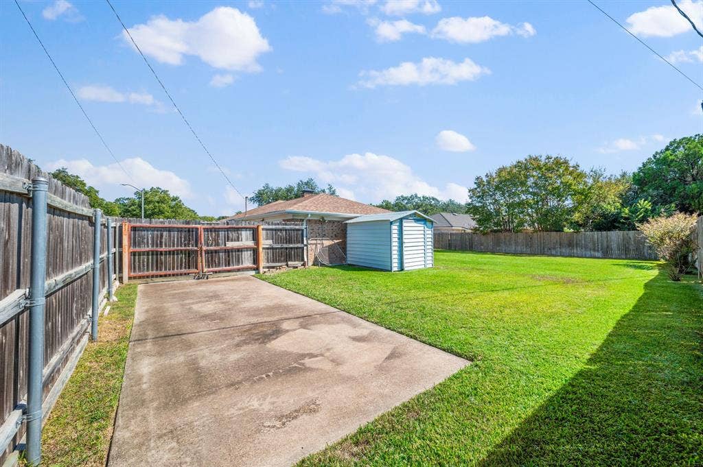 4041 Alava Drive, Fort Worth, TX 76133 4041 Alava Drive, Fort Worth, TX 76133