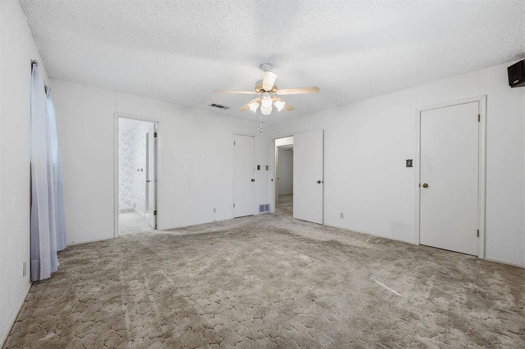 4041 Alava Drive, Fort Worth, TX 76133 4041 Alava Drive, Fort Worth, TX 76133