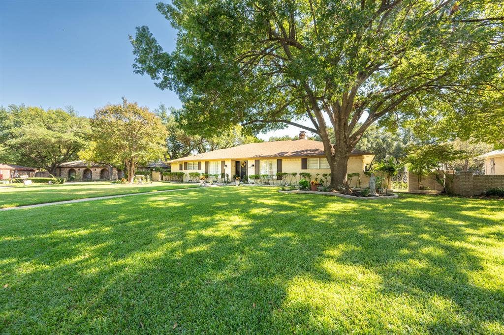 1706 Dakota Drive, Garland, TX 75043