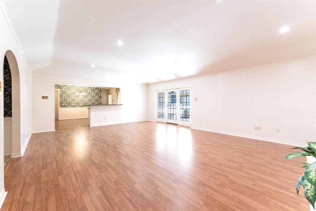 1706 Dakota Drive, Garland, TX 75043