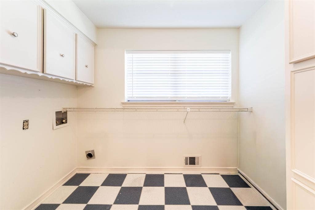 1706 Dakota Drive, Garland, TX 75043