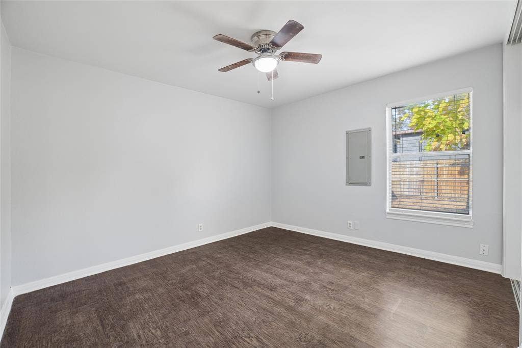 2333 Bird Street, Fort Worth, TX 76111