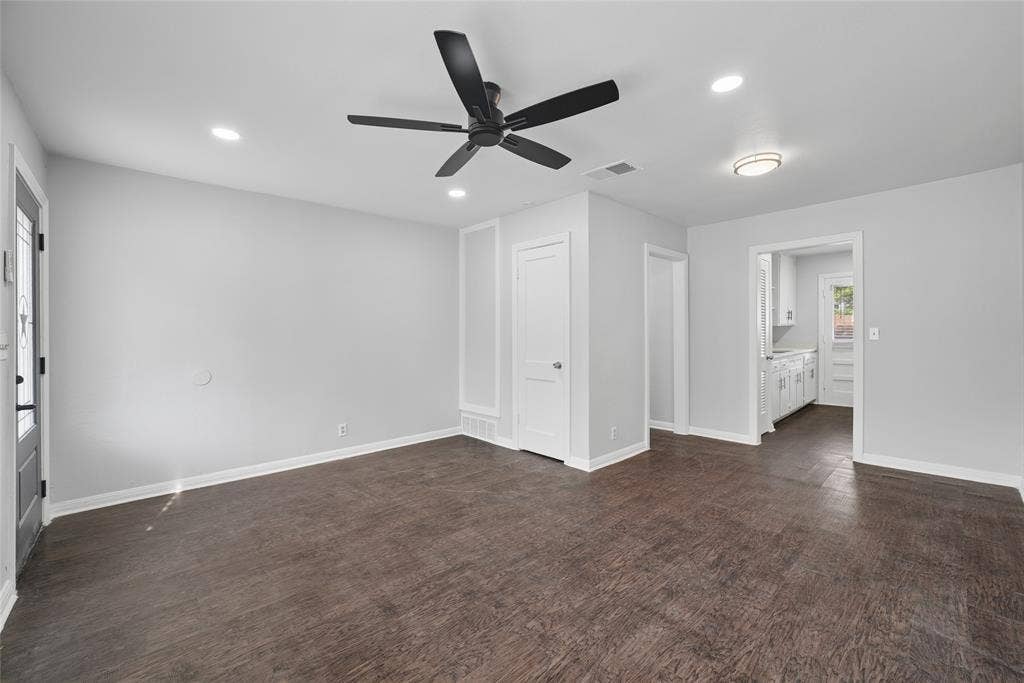 2333 Bird Street, Fort Worth, TX 76111