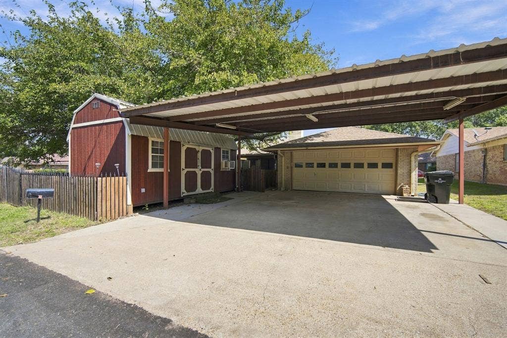 1501 Meadow Court, Midlothian, TX 76065 1501 Meadow Court, Midlothian, TX 76065