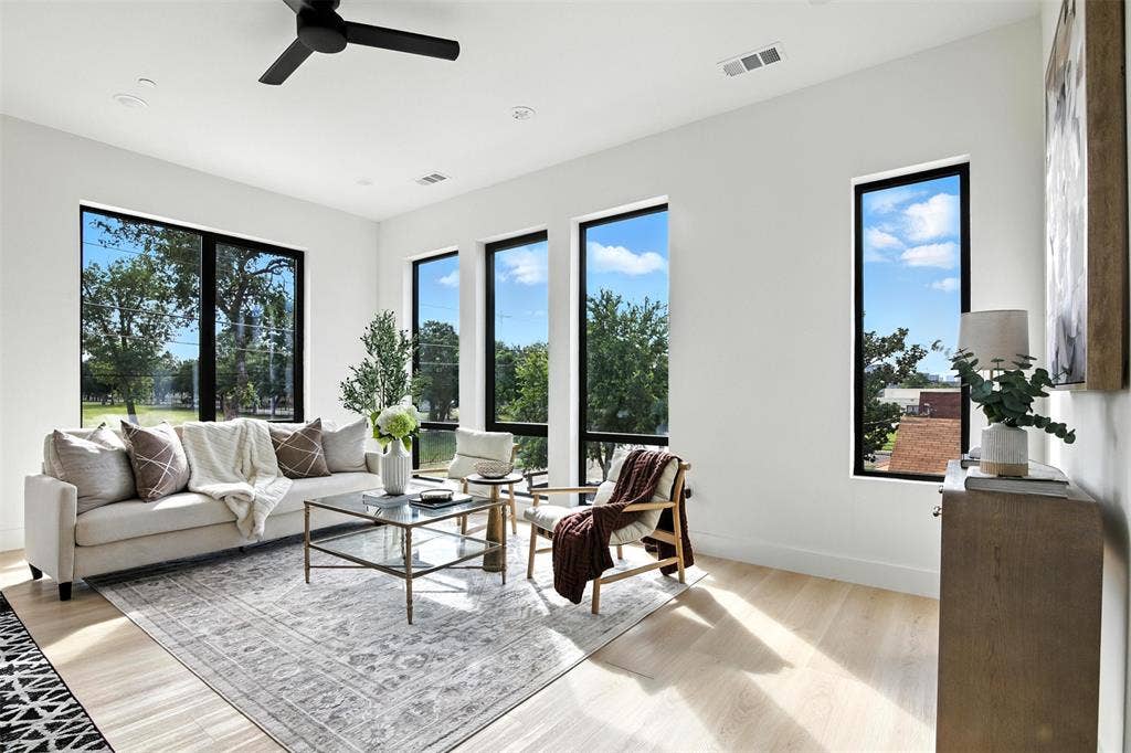 4611 Fairmount Street, #4, Dallas, TX 75219
