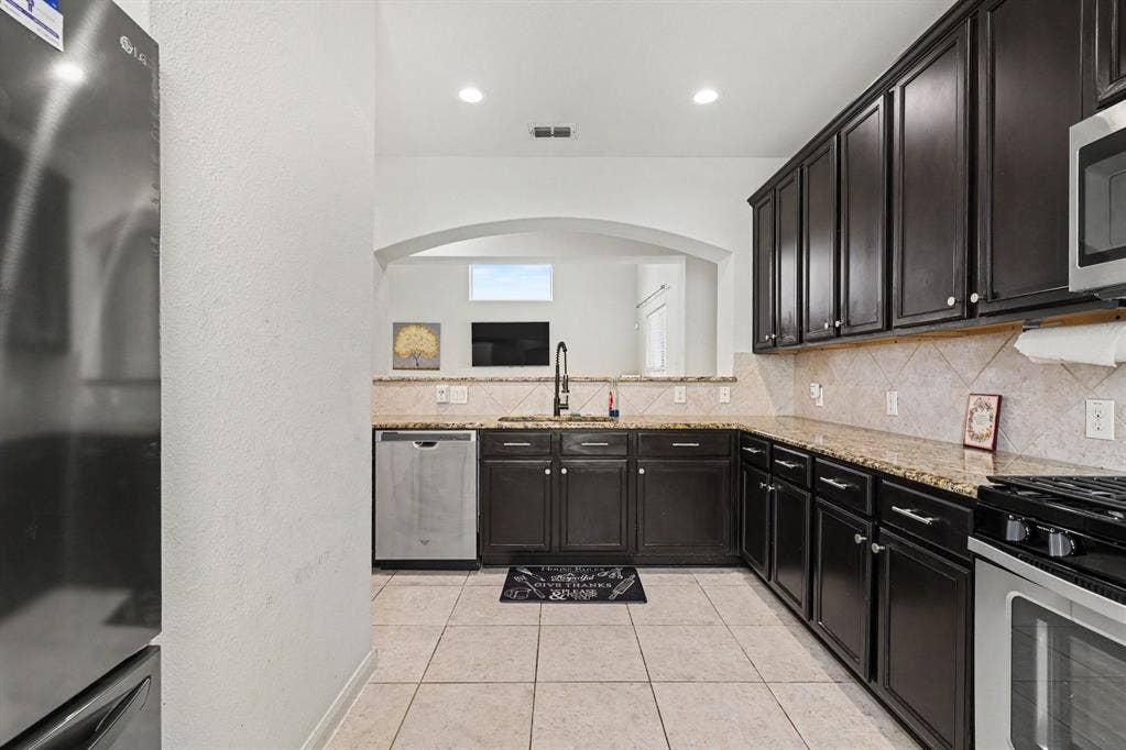 424 Winchester Drive, Celina, TX 75009