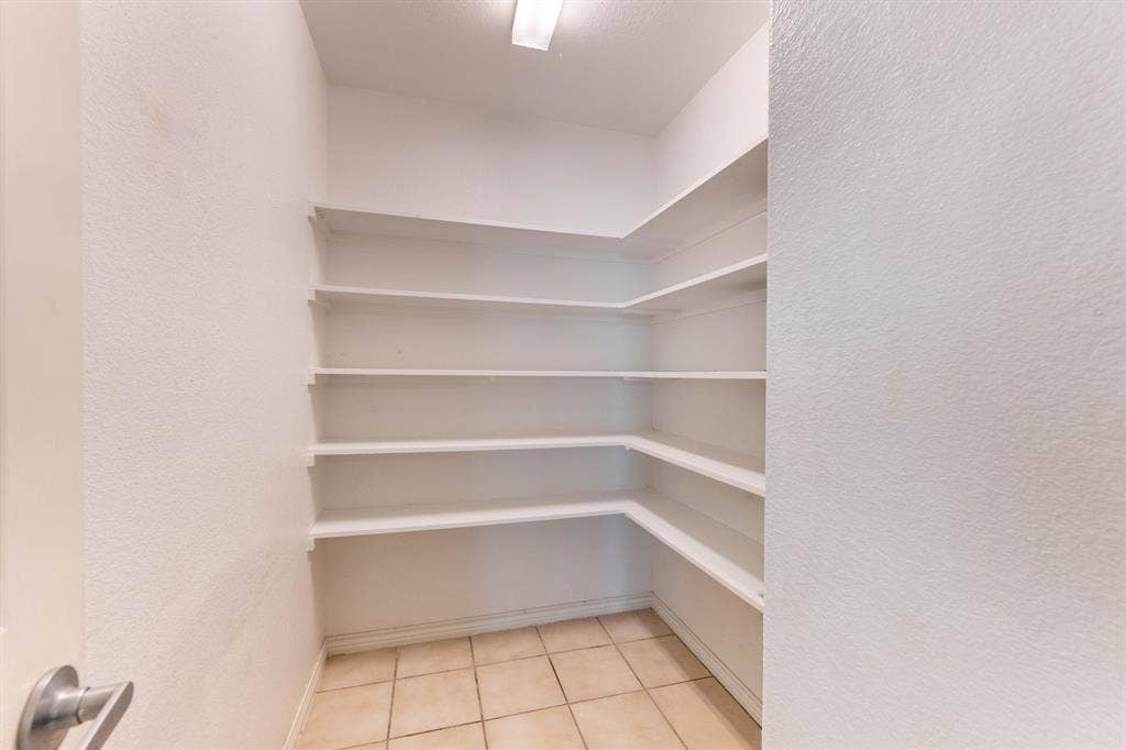 Walk In Pantry