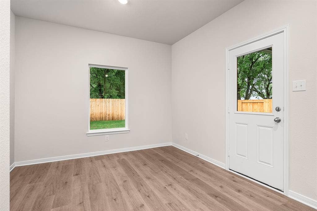 129 North Island Drive, Terrell, TX 75160 129 North Island Drive, Terrell, TX 75160