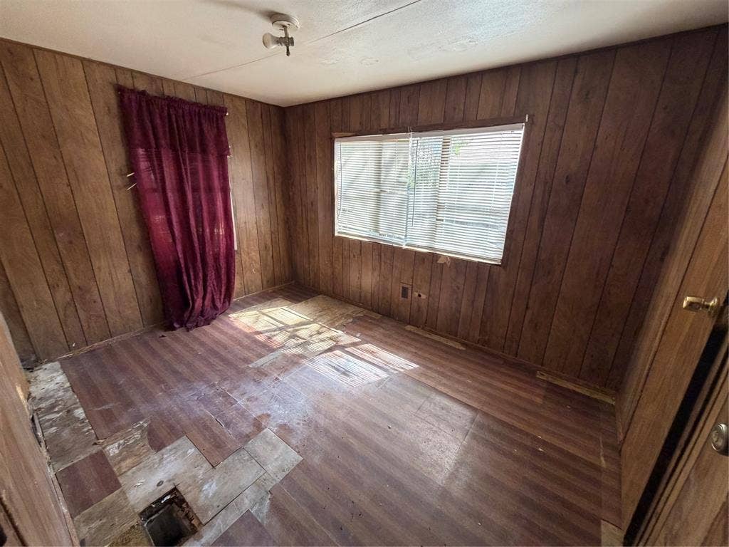 309 Boyd Street, Cleburne, TX 76031