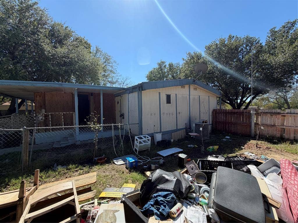 309 Boyd Street, Cleburne, TX 76031