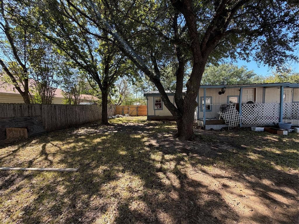 309 Boyd Street, Cleburne, TX 76031