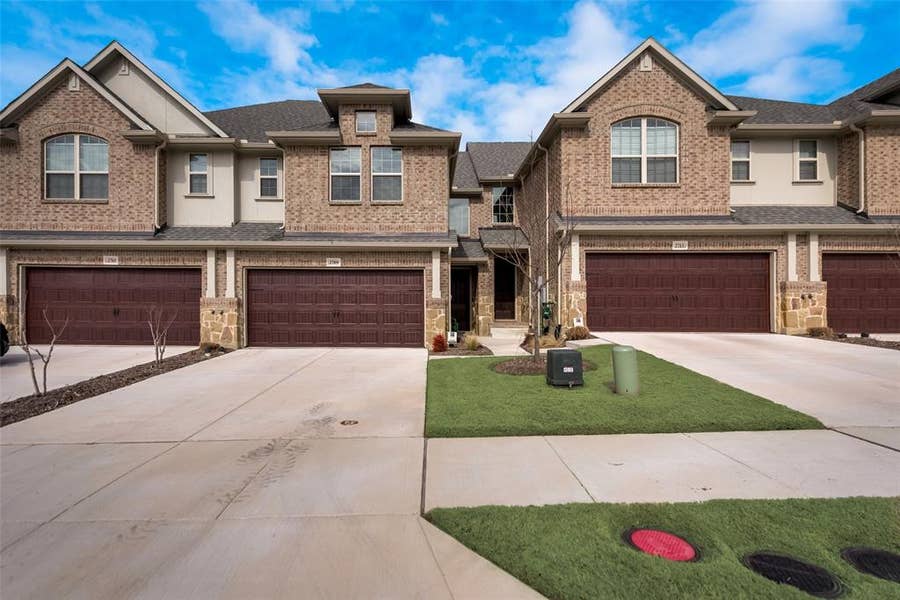 Property photo for 2709 Splendor Drive, Little Elm, TX